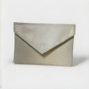 Ipsy Glam Bag Ivory Animal Print Snap Front Makeup Purse Travel Case